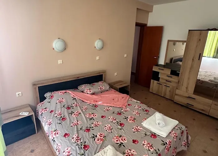 Апартамент Fantastic In Свети Влас