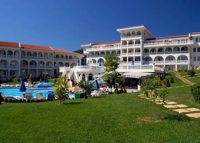 Fantastic In Апартамент