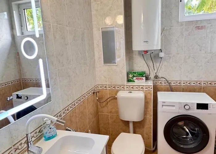 Fantastic In Апартамент