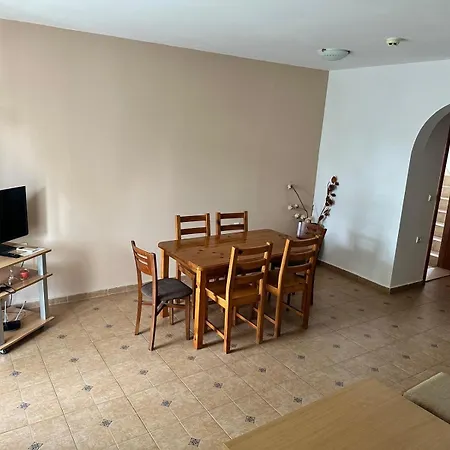 Apartment Fantastic In *